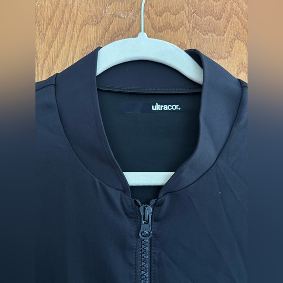 ultracor Jacket, Zip Up, Women’s Medium. - Picture 2 of 6